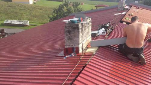 Oprava střechy OÚ